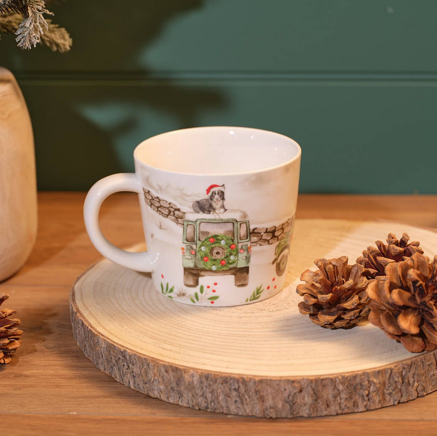 Set Of 2 Festive Farmyard Decorative Mugs