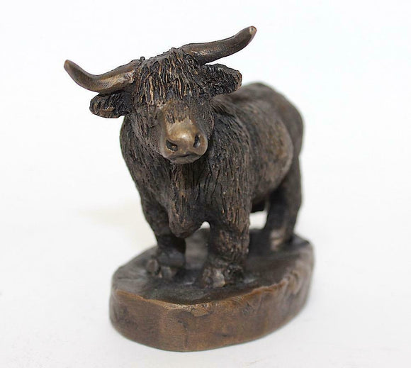 Oriele Cold Cast Bronze Cute Highland Cow Coo Bull Calf Figure Decoration