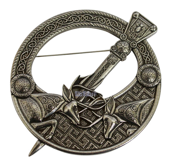 Gaelic Themes Pennanular Fighting Scottish Stags Sash Shawl Plaid Brooch Pin