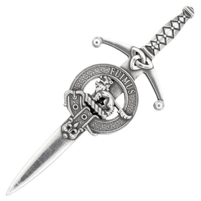 GT_KiltPin_A-C_Bruce