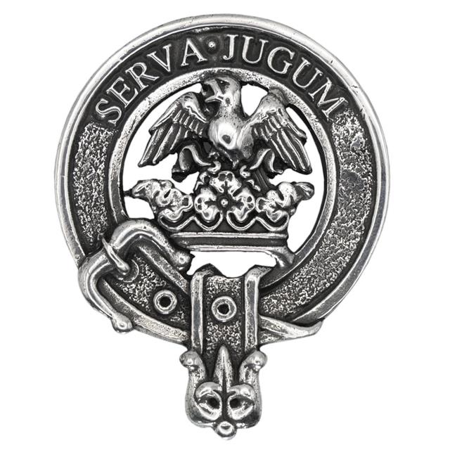 GT_CapBadge_D-H_Hay