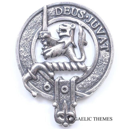 GT_CapBadge_Mac_MacDuff