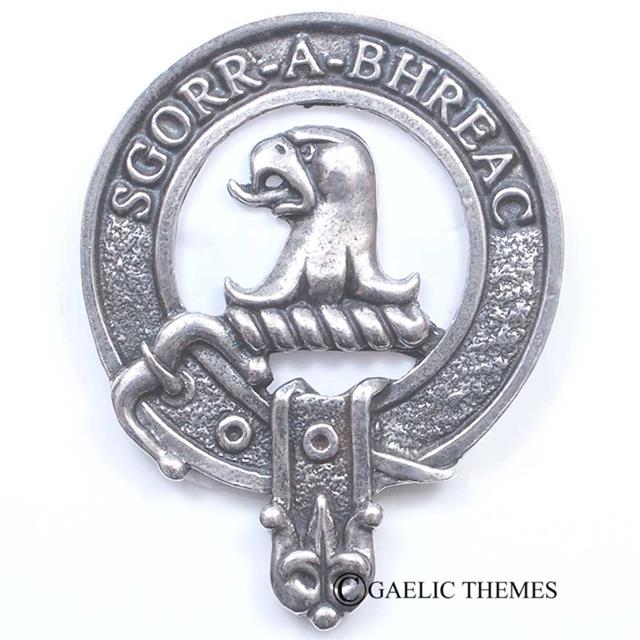 GT_CapBadge_Mac_MacNicol