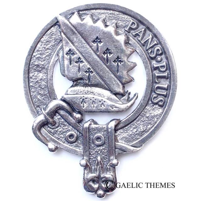 GT_CapBadge_M-R_Mar