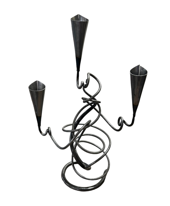 Iron Triple Tangle Candlestick