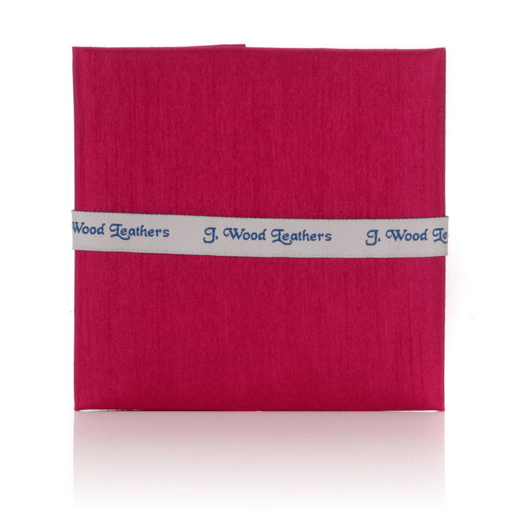 JW_Hankie_Fuscia