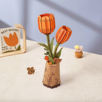 Orange Tulip Pot Model Kit