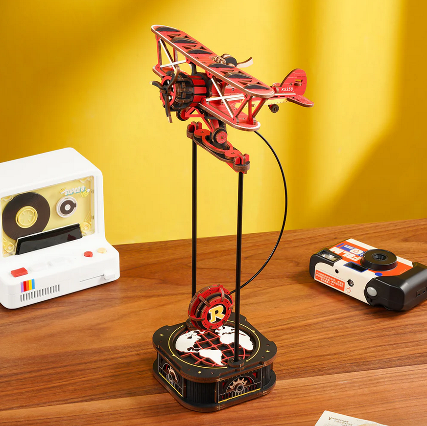 Sky Captain Wooden Gravity Model Kit