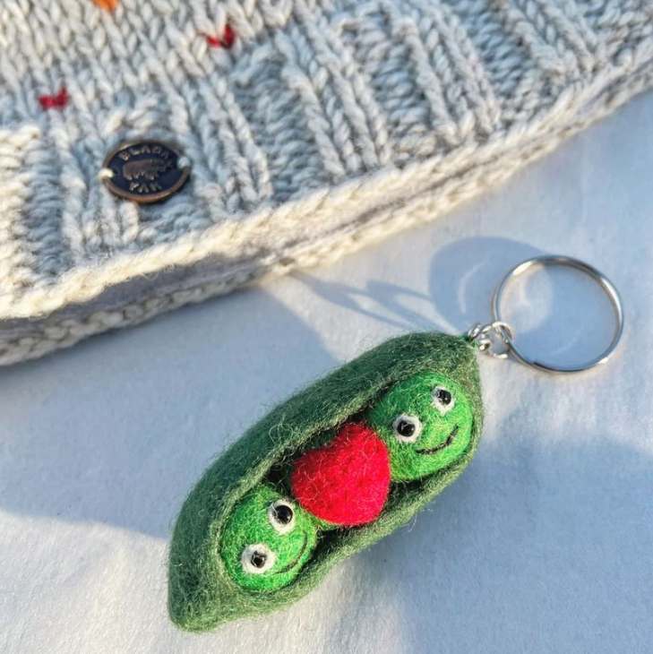 Felt Bag Buddy - Peas With Heart