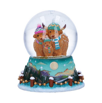 Highland Cow Family Snow Globe