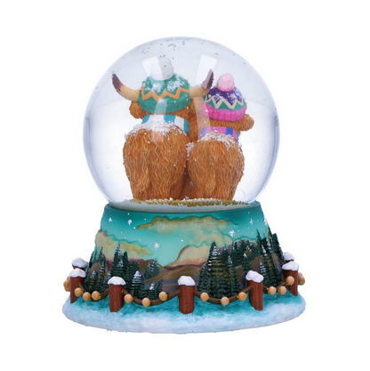 Highland Cow Family Snow Globe