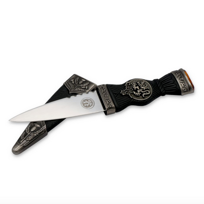 Thistle Clan Crest Sgian Dubh - Mac Clans