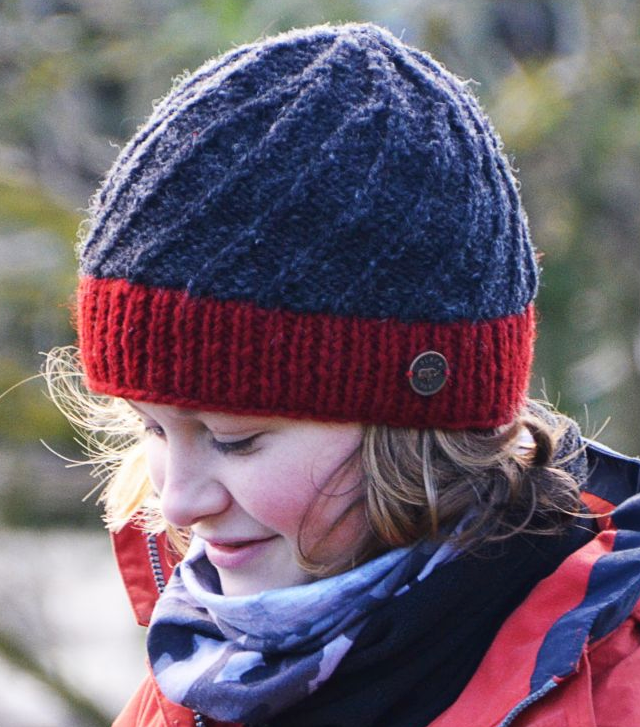 Unisex Border Beanie - Charcoal Red