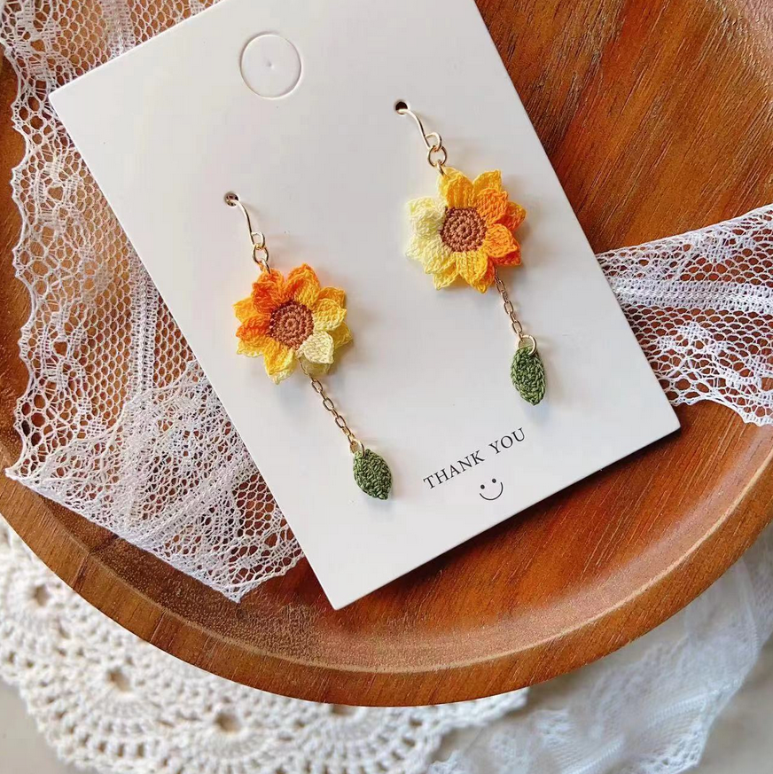 Miss Peachy Sunflower Earrings