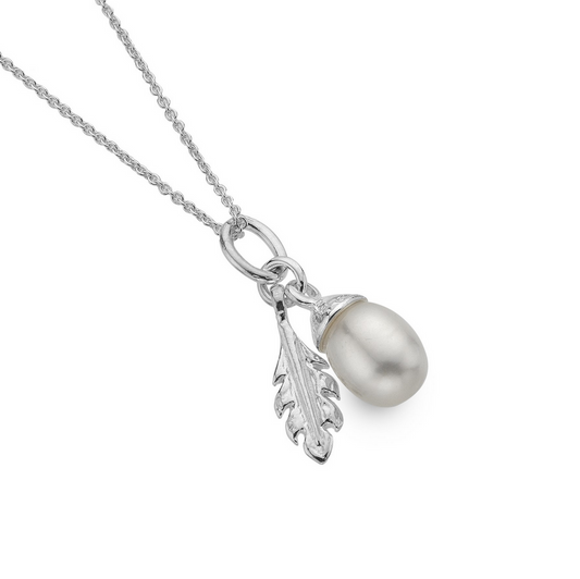 Acorn & Oak Leaf Pearl Necklace