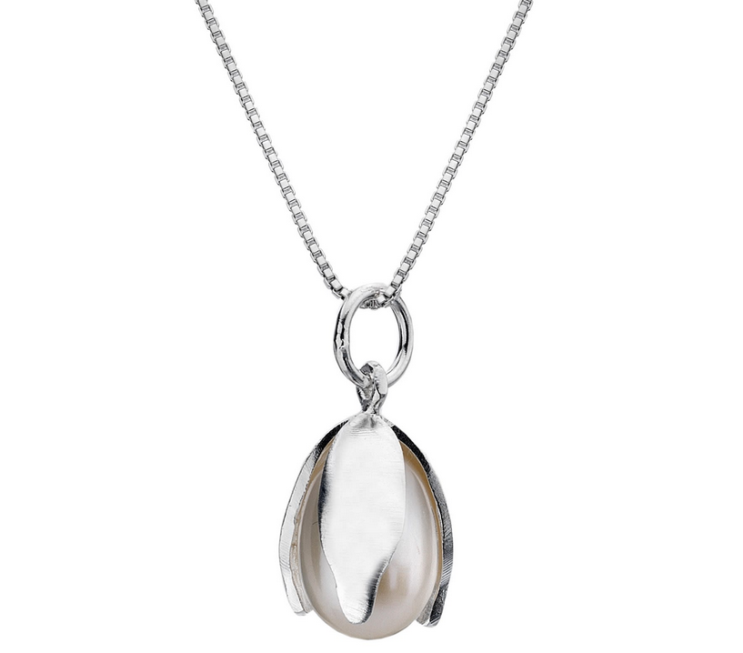 Snowdrop Pearl Necklace