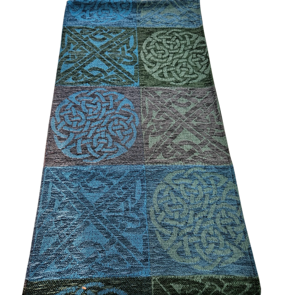 Celtic Knot Skye Jacquard Wool Wrap