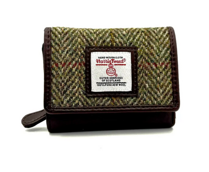 Country Green Trifold Purse