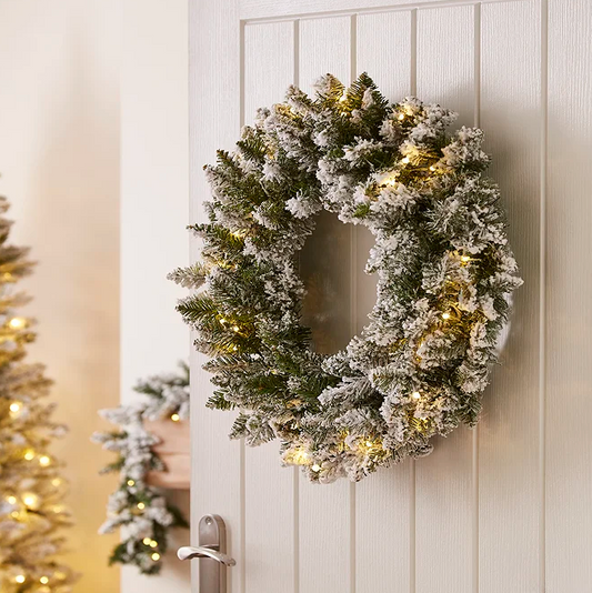 LED Snowy Wreath