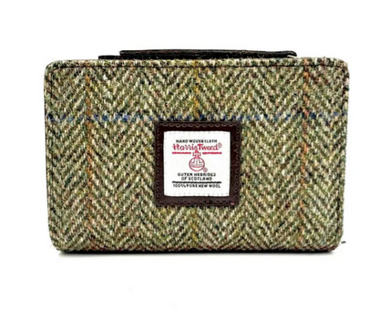 Country Green Medium Zip Purse