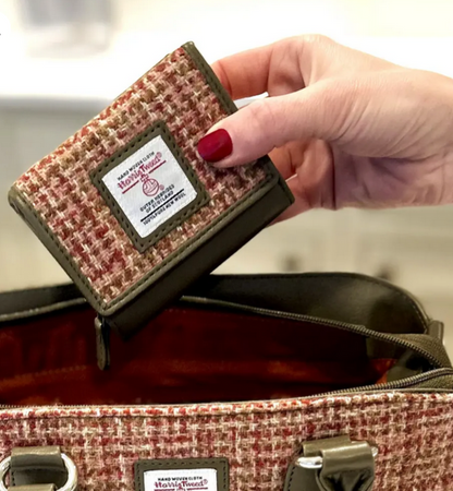 Maple Medium Zip Purse