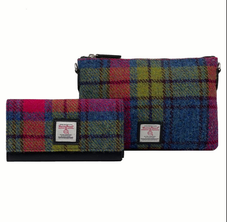 Pink Blue Check Zip Purse Bag