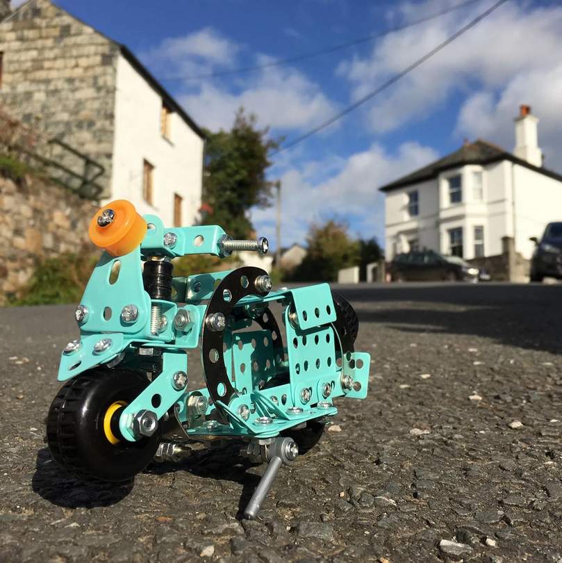 Retro Scooter Gift In Tin