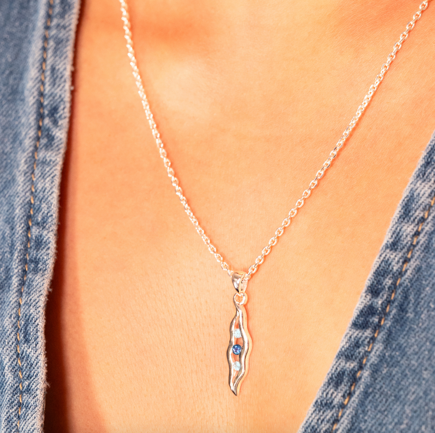 Origins Wavy Blue Topaz Necklace