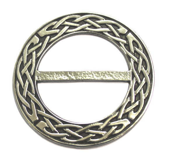 Medium Celtic Knot Scarf Sash Plaid Ring in Pewter