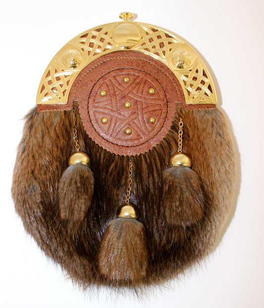 Musquash Dress Sporran Brass Celtic Cantle
