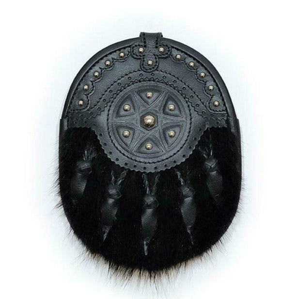 Hunting Highland Sporran 100% Black Leather Celtic Design Hunting Pelt