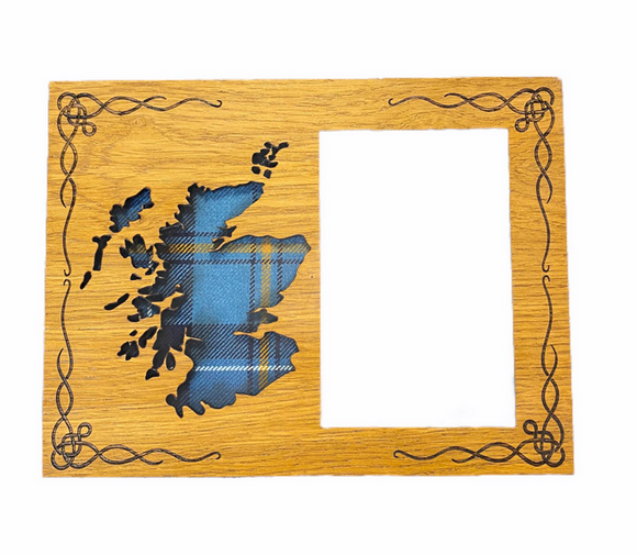 Arcaro Art Tartan Scotland Map Mountable Hanging Oak Wooden Picture Frame