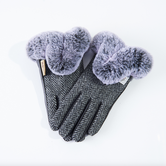 Snowpaw Ladies Cosy Black & White Herringbone Harris Tweed Gloves with Faux Fur